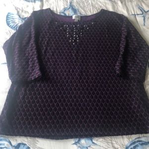 Women’s purple/black top